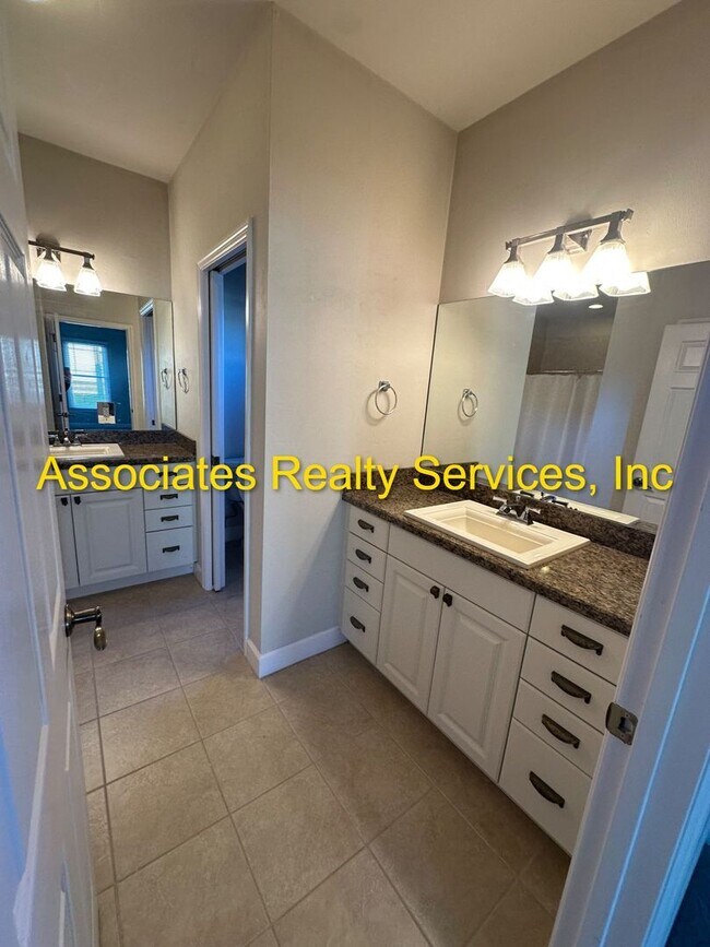 Building Photo - Live in Haile Market Square!  Now Available – 2nd Floor 3BR/2BA unit