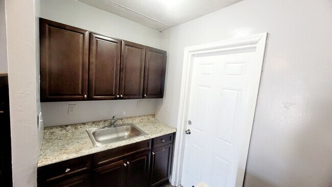 Building Photo - Charles Street Apartments 2