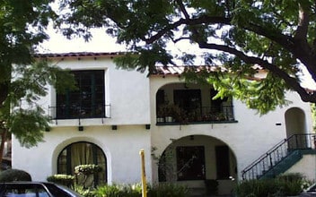 Building Photo - 909 1/2 S Wooster St