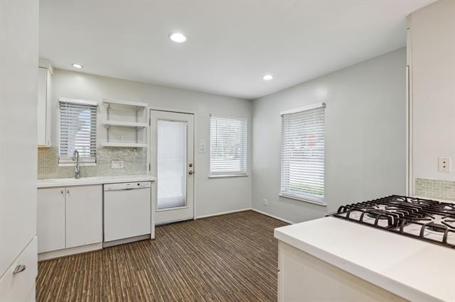 Building Photo - 5102 W Mockingbird Ln