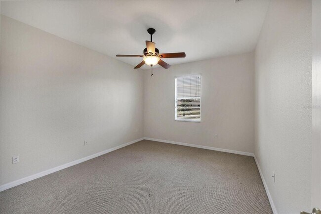 Building Photo - Beautiful and Spacious Rotonda West POOL home.
