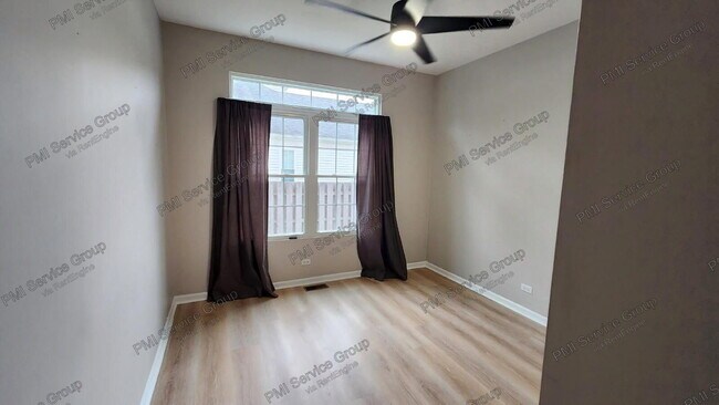 Building Photo - 1523 Schumacher Dr