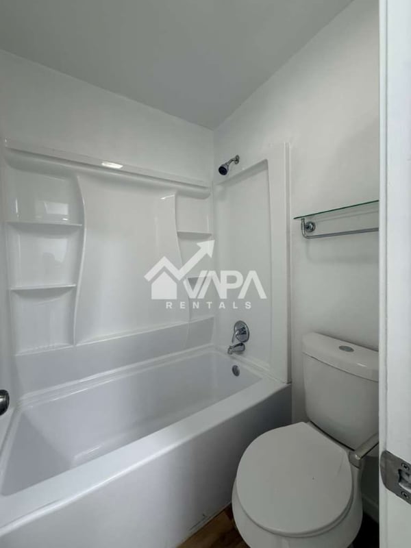 Building Photo - 13207 La Ventana St
