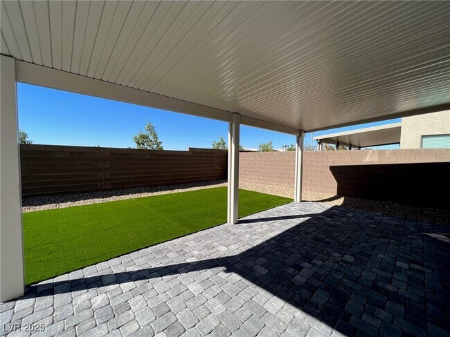 Building Photo - 7171 Bold Rock Ave