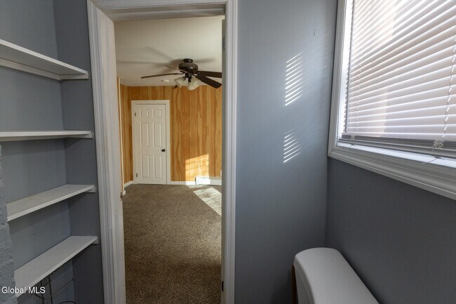 Building Photo - 104 Lawrence St