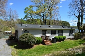 Building Photo - 125 Broadview Cir