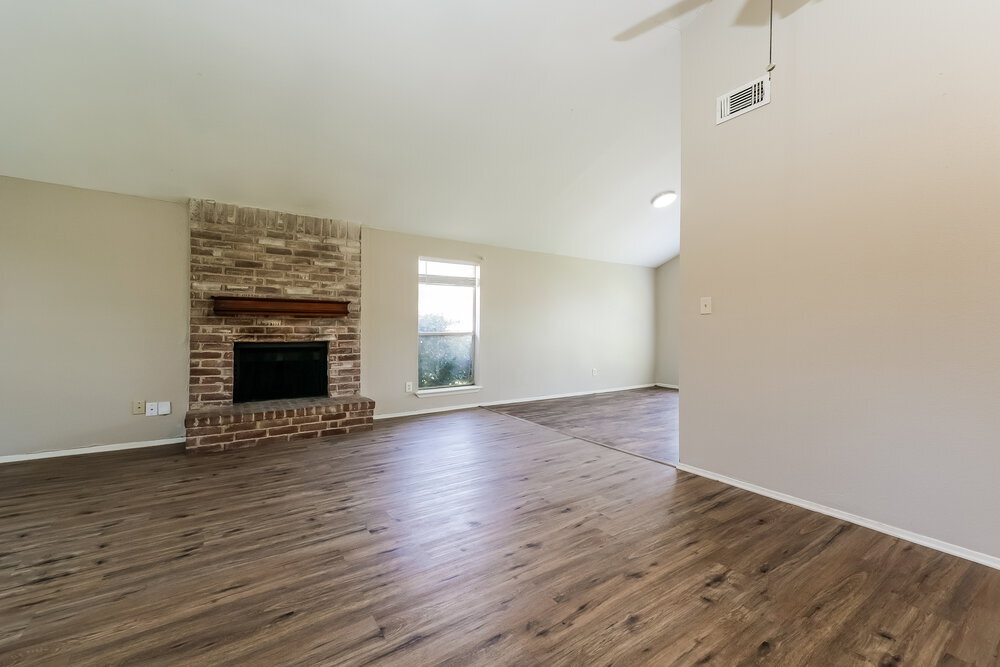 Building Photo - 19834 Packwood Dr