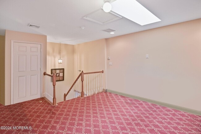Building Photo - 94 Brookfield Dr