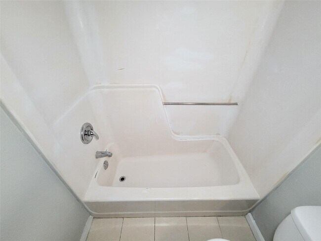 Building Photo - 17706 Glenhagen Ct