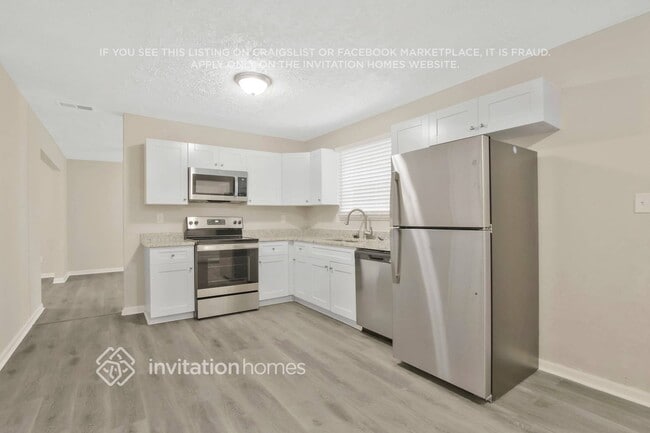 Building Photo - 651 Fairforest Ct