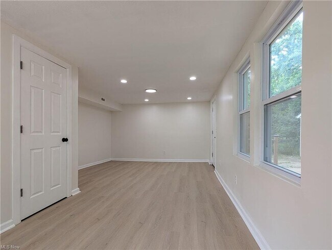Building Photo - A Fresh Start on a Quiet Street – Everything new for you plus half off first months rent is waiting!