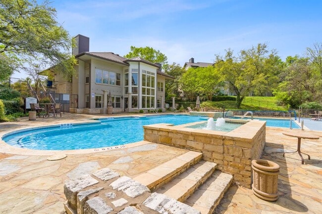 Building Photo - 6000-5 Shepherd Mountain Cove