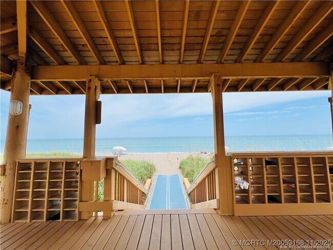 Building Photo - 10680 S Ocean Dr