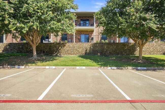Building Photo - 1846 Signal Ridge Pl