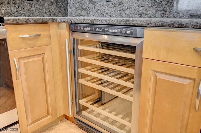 Building Photo - 8255 S Las Vegas Blvd