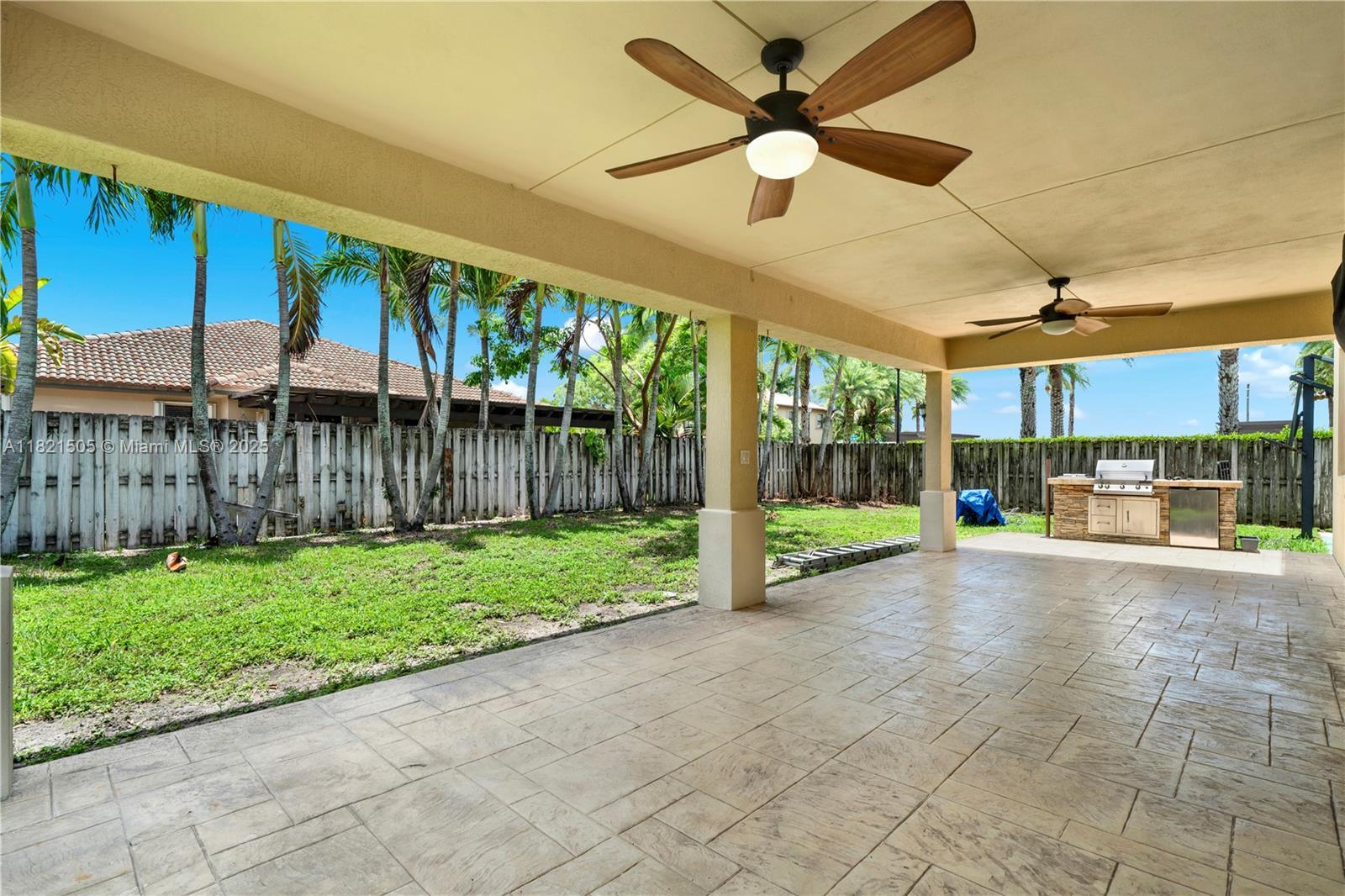 Building Photo - 11923 SW 155th Ct