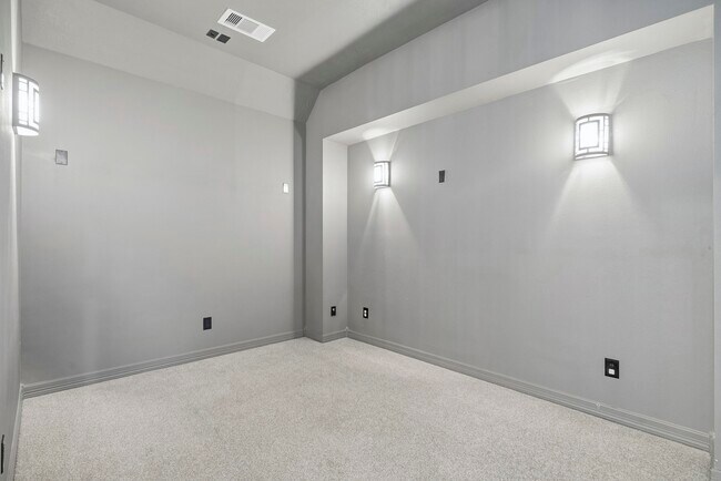 Building Photo - 28211 Hidden Brook Ln
