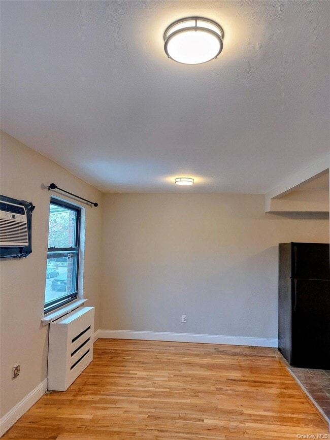 Building Photo - 30-30 71st St