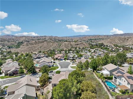 Building Photo - 14280 Yellowstone Ln