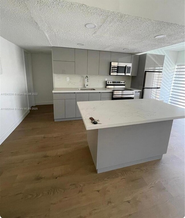 Building Photo - 9331 SW 4th St