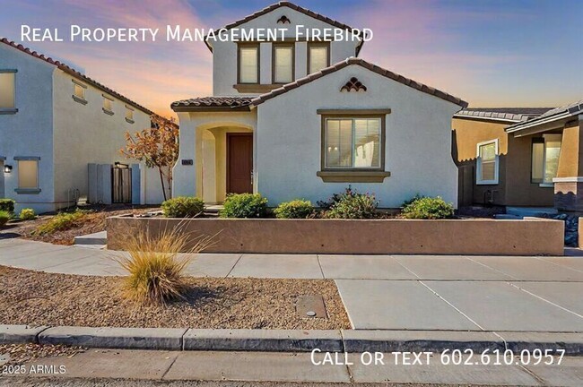 Primary Photo - 1080 S 151st Ln