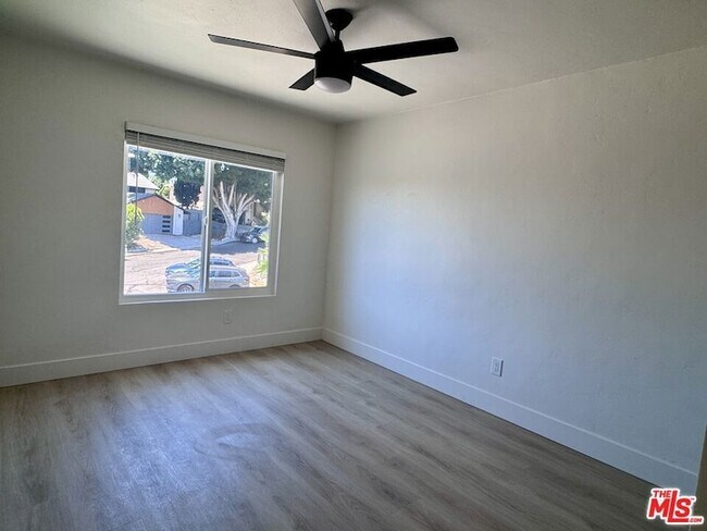 Building Photo - 2863 Carmar Way