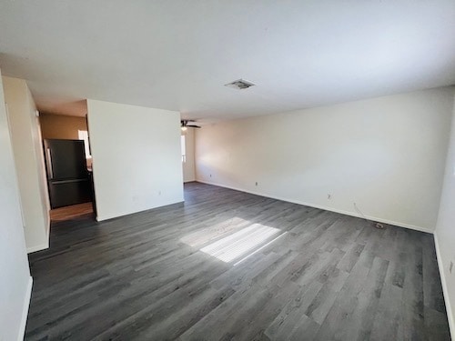 Building Photo - 826 E Waverly St