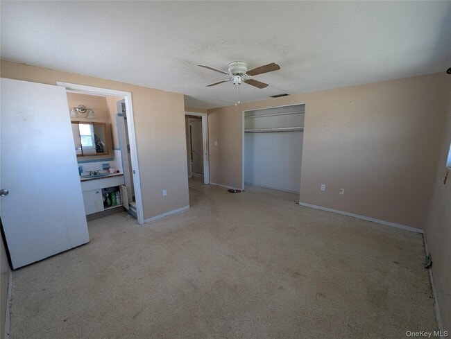 Building Photo - 7416 Star Dust Dr