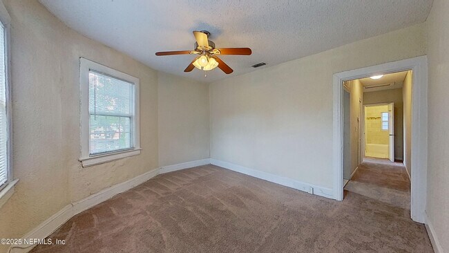 Building Photo - 2671 Forbes St