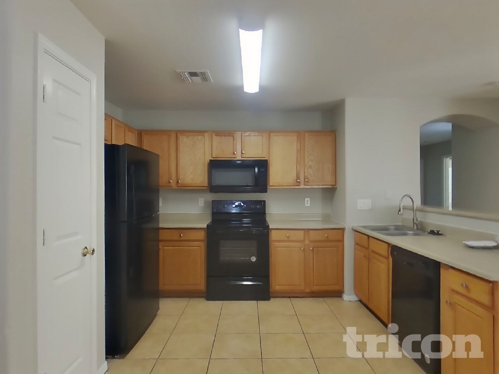 Building Photo - 8123 W Hammond Ln