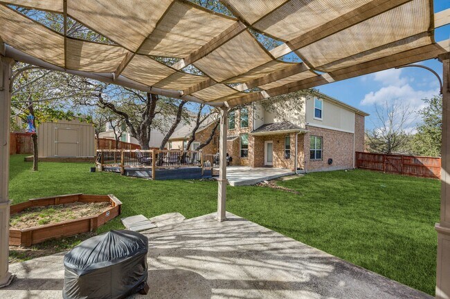 Building Photo - 4 Bedroom/3 Bathroom  Aviara Subdivision