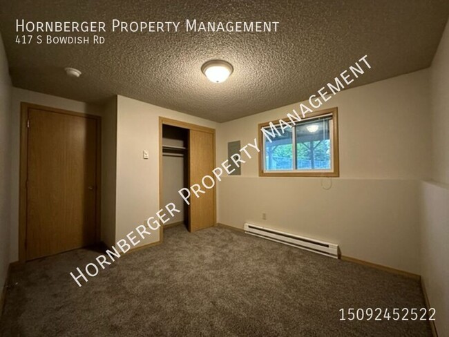 Building Photo - 417 S Bowdish Rd