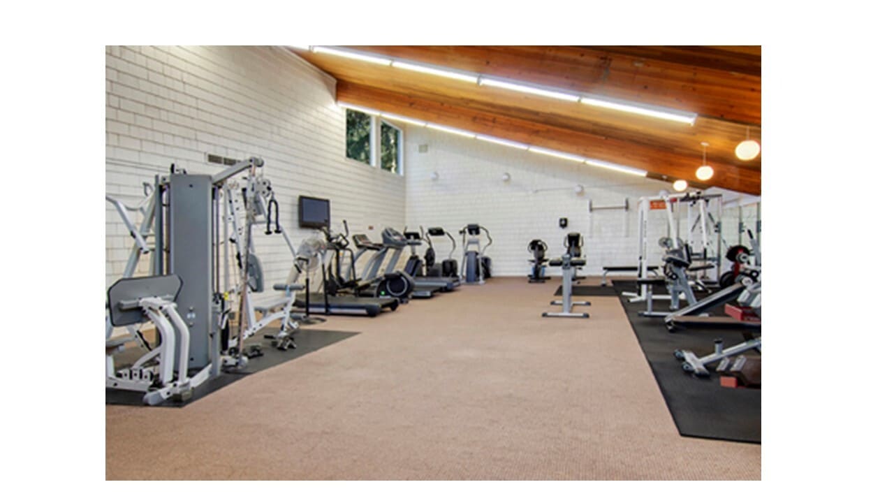 Building Photo - 6479 137th Ave NE