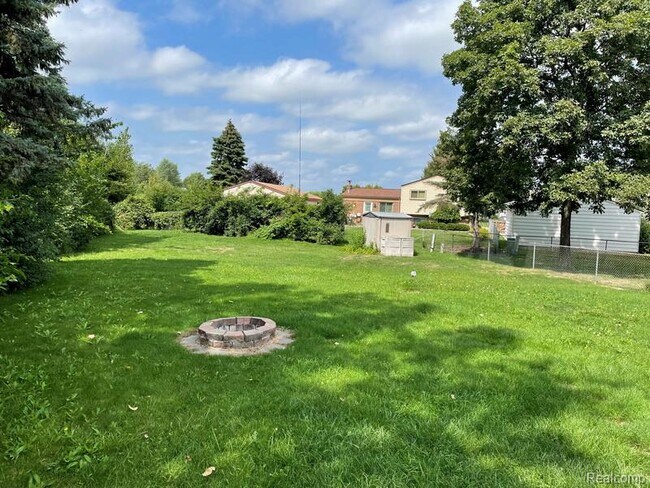 Building Photo - 4733 Nathan W