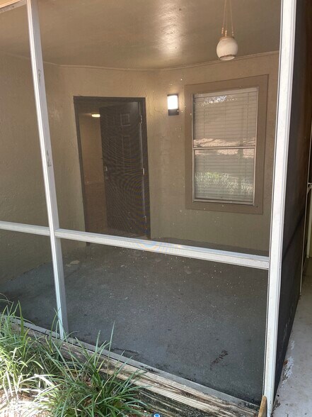 Building Photo - 976 Leeward Pl