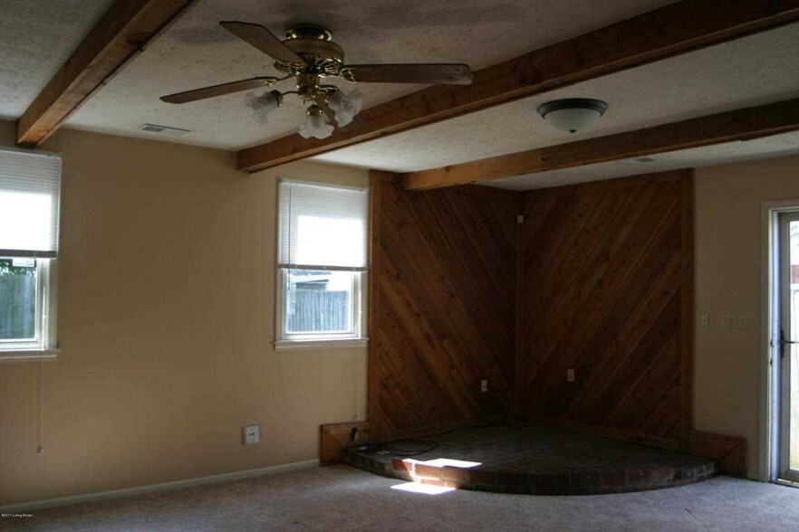 Building Photo - 2658 Rowan St