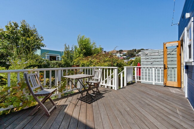 Building Photo - 232 Nevada St