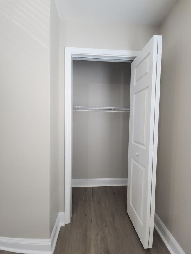 Building Photo - Townhome Available Now in Peletier, NC!