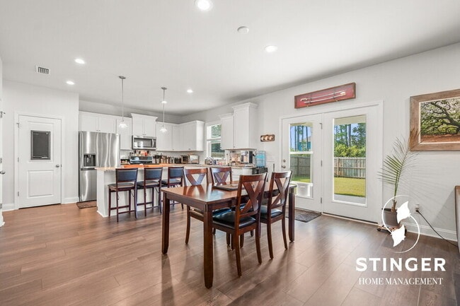 Building Photo - 1235 Salty Hammock Ct