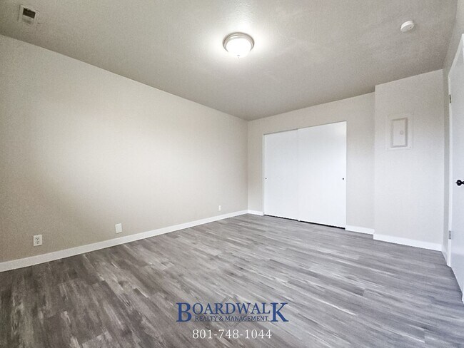 Building Photo - Amazing 2 bed 1 bath apartment in SLC