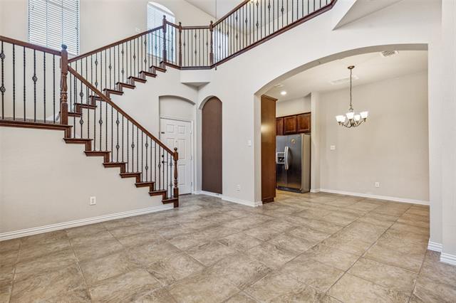 Building Photo - 1924 Lantana Ln