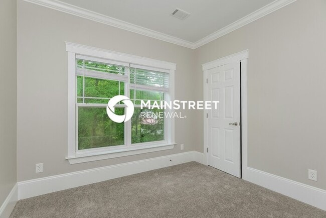 Building Photo - 3 Bedroom Pet-Friendly Home in CHARLOTTE, ...