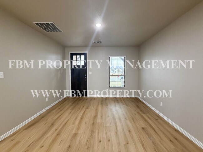 Building Photo - 496 Restoration Rd