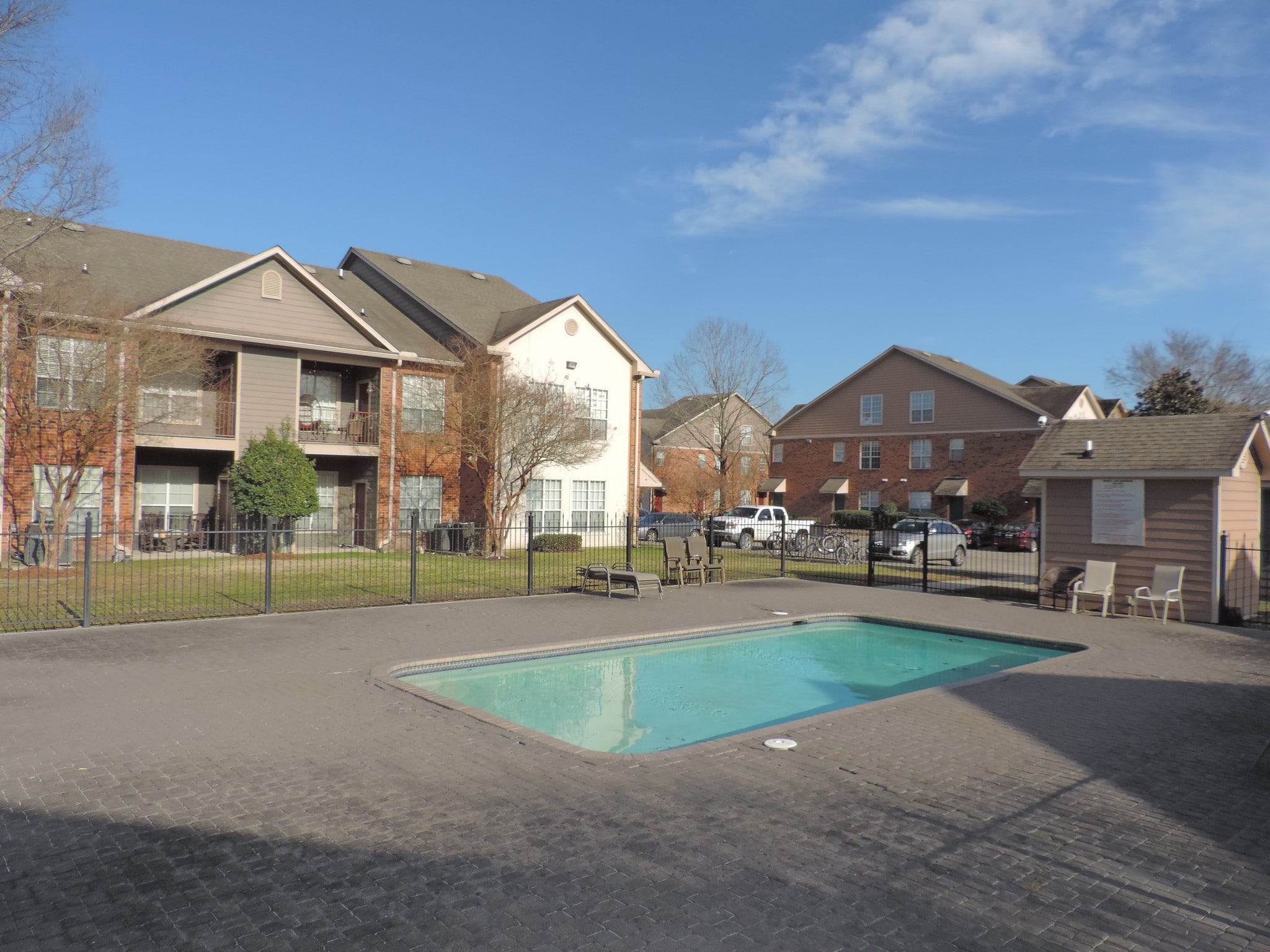 Building Photo - 710 E Boyd Dr