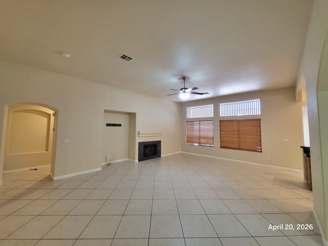 Building Photo - 9045 San Marin St