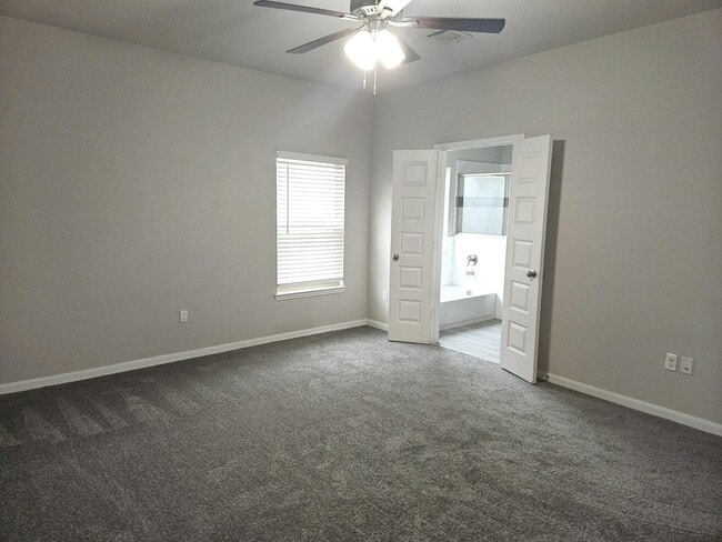 Building Photo - 4801 Wenda St