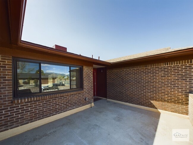 Building Photo - Beautifully Remodeled single Level Home Available Now