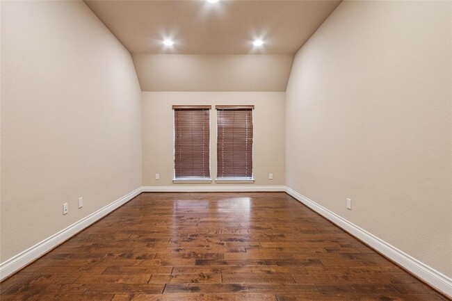 Building Photo - 27111 Hardwick Hills Ln