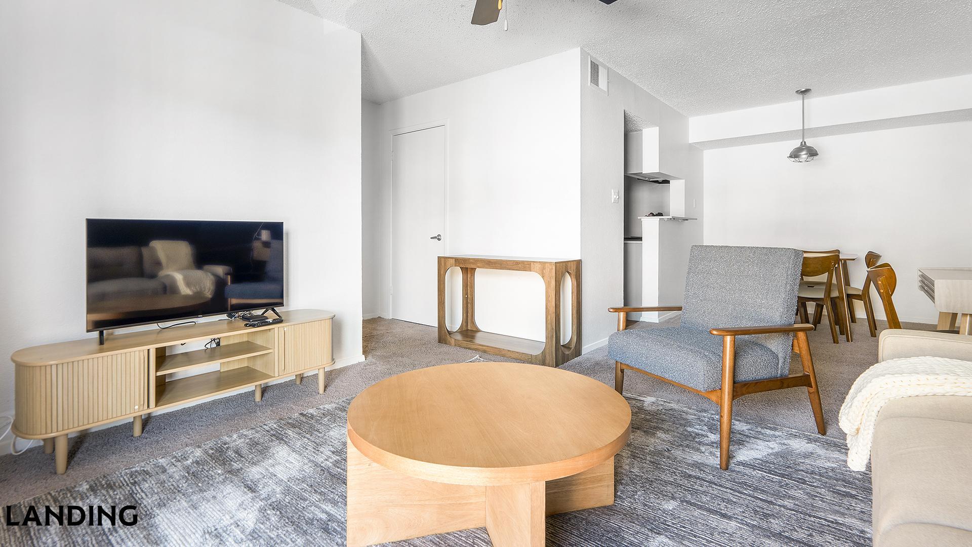 Building Photo - 1071 Clayton Ln