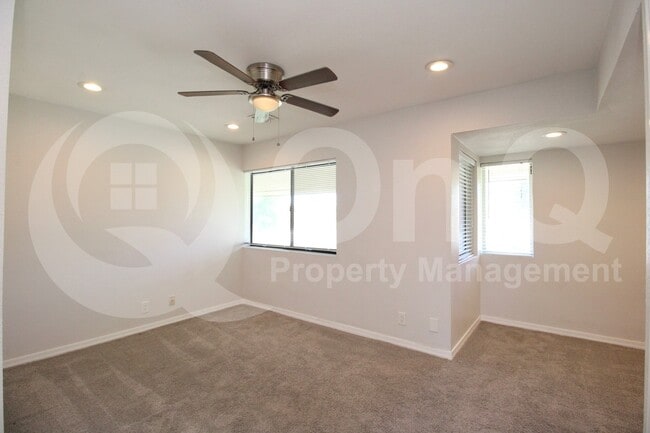 Building Photo - 1550 N Stapley Dr